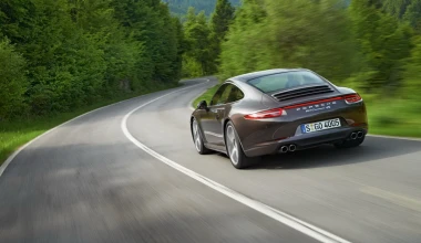 Νέα Porsche 911 Carrera 4

