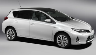 Νέο Toyota Auris Hybrid 2013