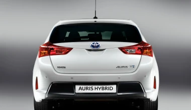 Νέο Toyota Auris Hybrid 2013
