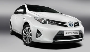 Νέο Toyota Auris Hybrid 2013