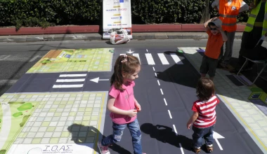 Πανεπιστημίου: κλειστή στα ΙΧ, ανοιχτή στον κόσμο