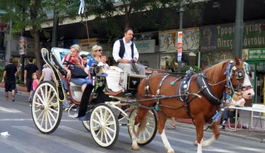 Πανεπιστημίου: κλειστή στα ΙΧ, ανοιχτή στον κόσμο