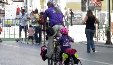 Πανεπιστημίου: κλειστή στα ΙΧ, ανοιχτή στον κόσμο