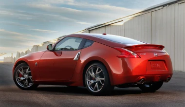 Νέο Nissan 370Z στο Παρίσι