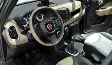 Fiat: Νέες εκδόσεις 500 και Freemont στο Παρίσι