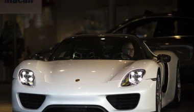 H Αγία Τριάδα και ο ιδιοκτήτης της