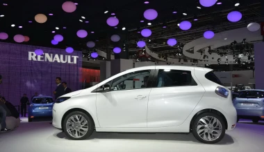 Video: Στήσιμο περιπτέρου στο Σαλόνι Παρισιού