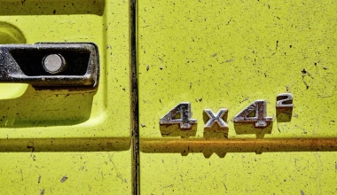 H Mercedes G500 4x4^2 concept εν δράσει