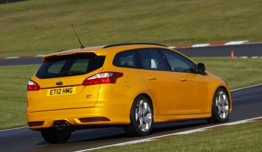 Ford Focus ST @ Brands Hatch