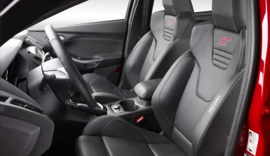 Ford Focus ST @ Brands Hatch