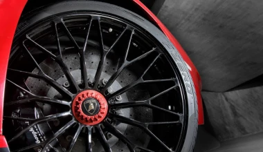 Lamborghini Aventador LP750-4 SV