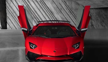 Lamborghini Aventador LP750-4 SV