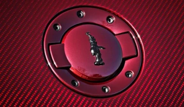 Η τελευταία Bugatti Veyron: «La Finale»