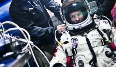 Red Bull Stratos: Φτάνει στο ύψος ρεκόρ

