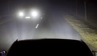 Η Opel αναπτύσσει τα «έξυπνα φώτα»