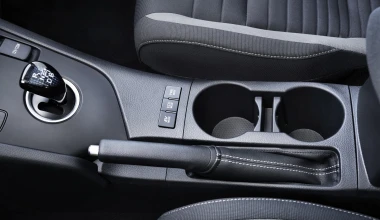 Οδηγούμε Νέο Toyota Auris