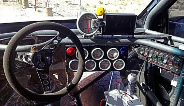 SUV με σχεδόν 10m μήκος & 3,65 ύψος (VIDEO)