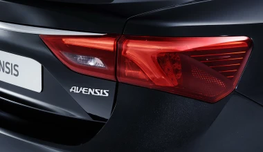 ΟΔΗΓΟΥΜΕ: Νέο Toyota Avensis 2015