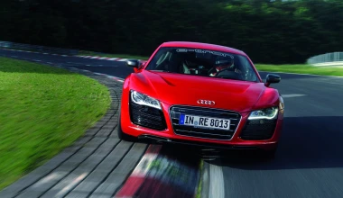 H Audi ανέστειλε το σχέδιο R8 e-tron

