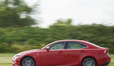 Νέο Lexus IS 200t