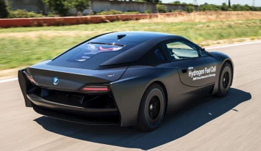 Αποκάλυψη του υδρογονοκίνητου BMW i8