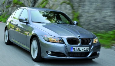 BMW 320i - 2010
