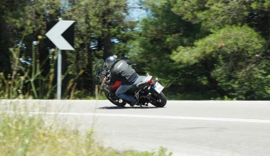 Suzuki Vitara 1.6 D 4x4 vs Suzuki V-STROM 1000