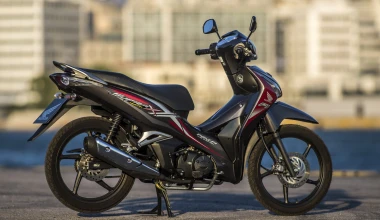 Νέο παπί Honda Supra-X 125 Helmin