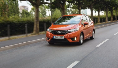 ΟΔΗΓΟΥΜΕ: Νέο Honda Jazz 1.3 2015