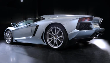 Lamborghini Aventador LP 700-4 Roadster
