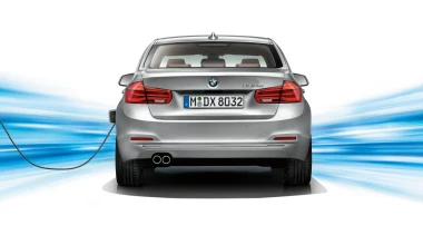 Νέα BMW 330e plug-in hybrid στη Φρανκφούρτη
