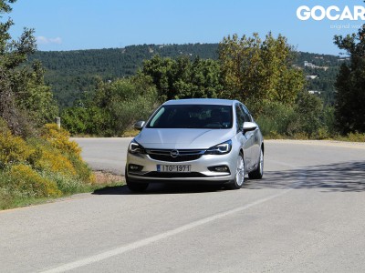 ΔΟΚΙΜΗ: Opel Astra 1.0 Turbo 105 PS - Ένα από τα πιο ενδιαφέροντα στοιχεία  του νέου Astra είναι ο 1.000άρης τούρμπο κινητήρας βενζίνης. Αξίζει να τον  προτιμήσει κανείς από τον 1.6 Diesel; 