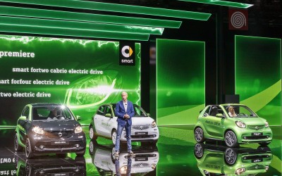 Πρεμιέρα στο Παρίσι τα ηλεκτρικά Smart