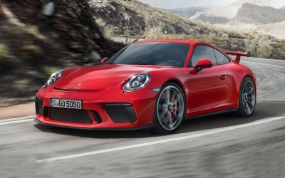 Η νέα Porsche 911 GT3 και με χειροκίνητο κιβώτιο
