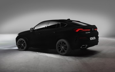 Η πιο σκοτεινή BMW X6 του κόσμου! (video)