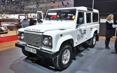 Η Land Rover αποκαλύπτει το ηλεκτρικό Defender 