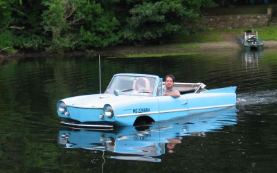 Amphicar: Το απίστευτο αυτοκίνητο που ήταν και βάρκα! [video]