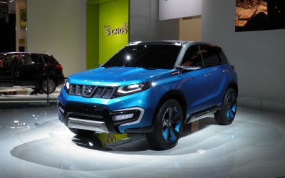 Suzuki iV-4 compact SUV