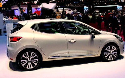 Renault Clio Initiale Paris