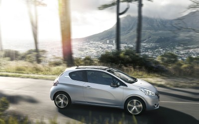 Peugeot 208 Hybrid FE
