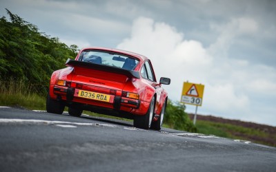 Lift off! Με Porsche 911...