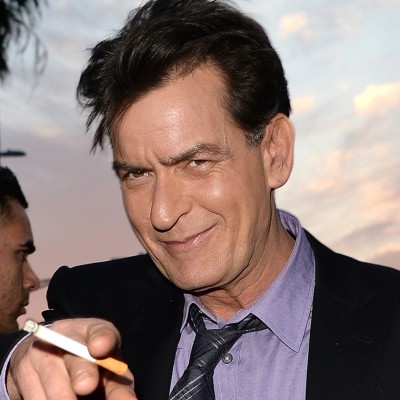 Πωλείται η Maybach του Charlie Sheen
