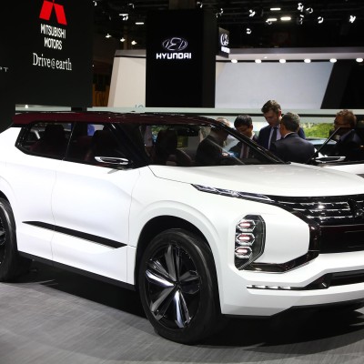 Το φουτουριστικό Mitsubishi GT-PHEV Concept