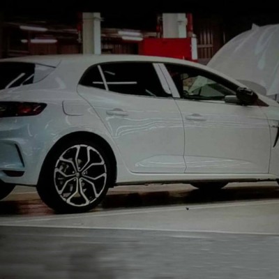 Η πρώτη φωτογραφία του Megane R.S.