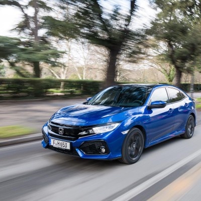 ΟΔΗΓΟΥΜΕ το Honda Civic 1.6 diesel