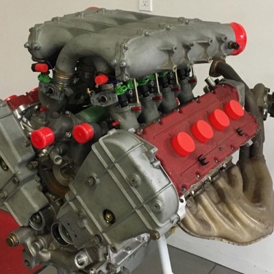 Αγγελία με μοτέρ από Ferrari F40