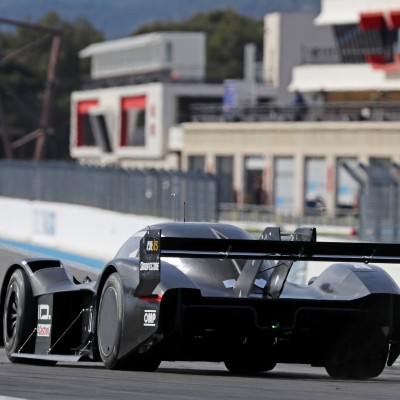 Ένα βήμα πιο κοντά: Αποφασισμένη για ρεκόρ στο Nurburgring η VW (vid)