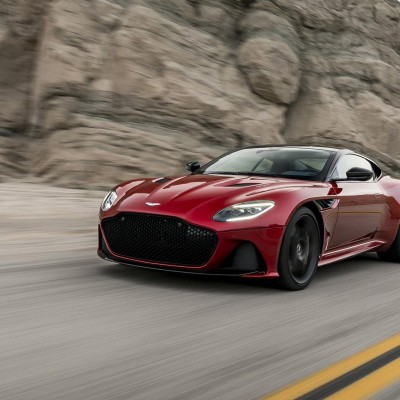 Τα supercars που θα δούμε στη νέα ταινία James Bond