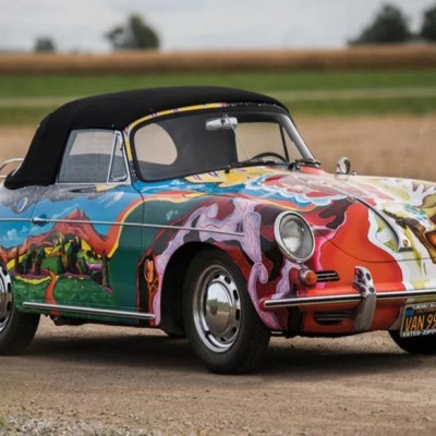 Θρυλικό αυτοκίνητο, θρυλική ιδιοκτήτρια!