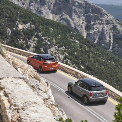 Δοκιμή: Mini Cooper SE & Opel Corsa-e - 
Νόμισμα με δυο όψεις
